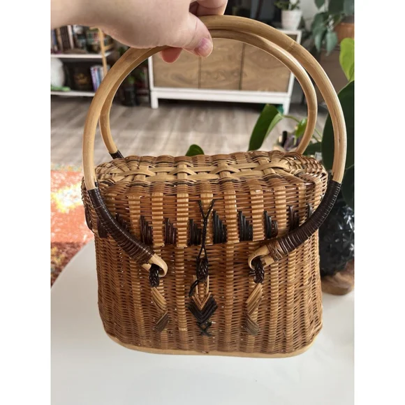 Vintage Woven Wicker Rattan Handbag Purse Bucket Bag Strap Basket Boho - Picture 3 of 9